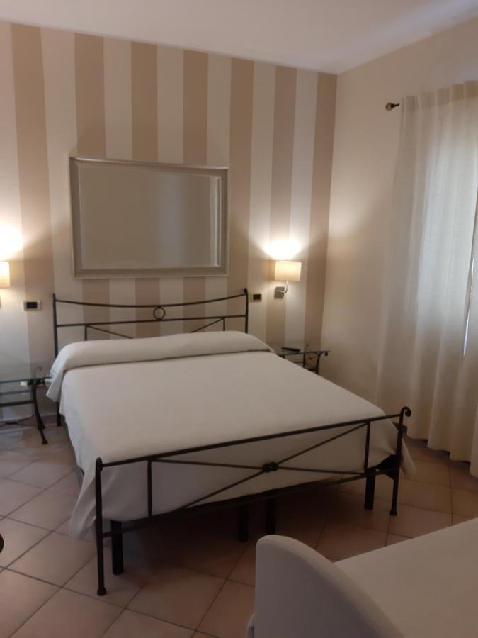 Sweet House Only Rooms Peschiera del Garda Eksteriør bilde