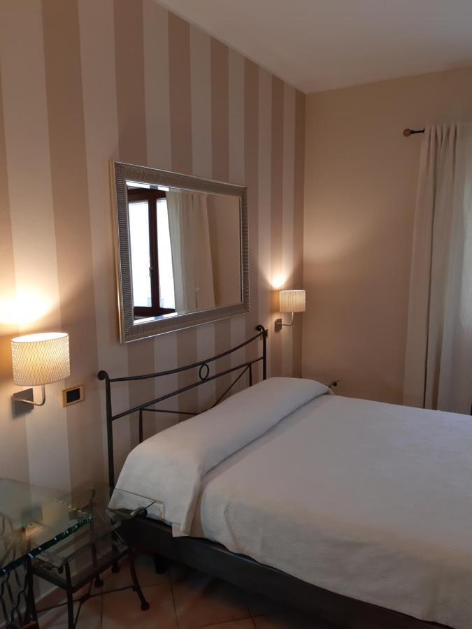 Sweet House Only Rooms Peschiera del Garda Eksteriør bilde